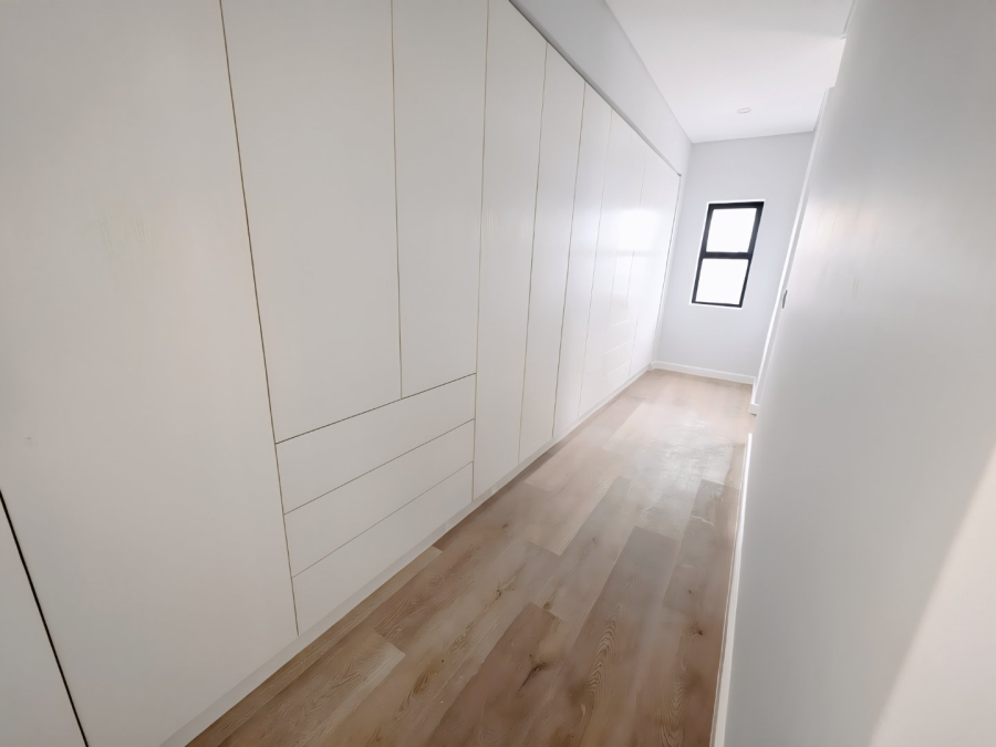 4 Bedroom Property for Sale in Sandown Western Cape